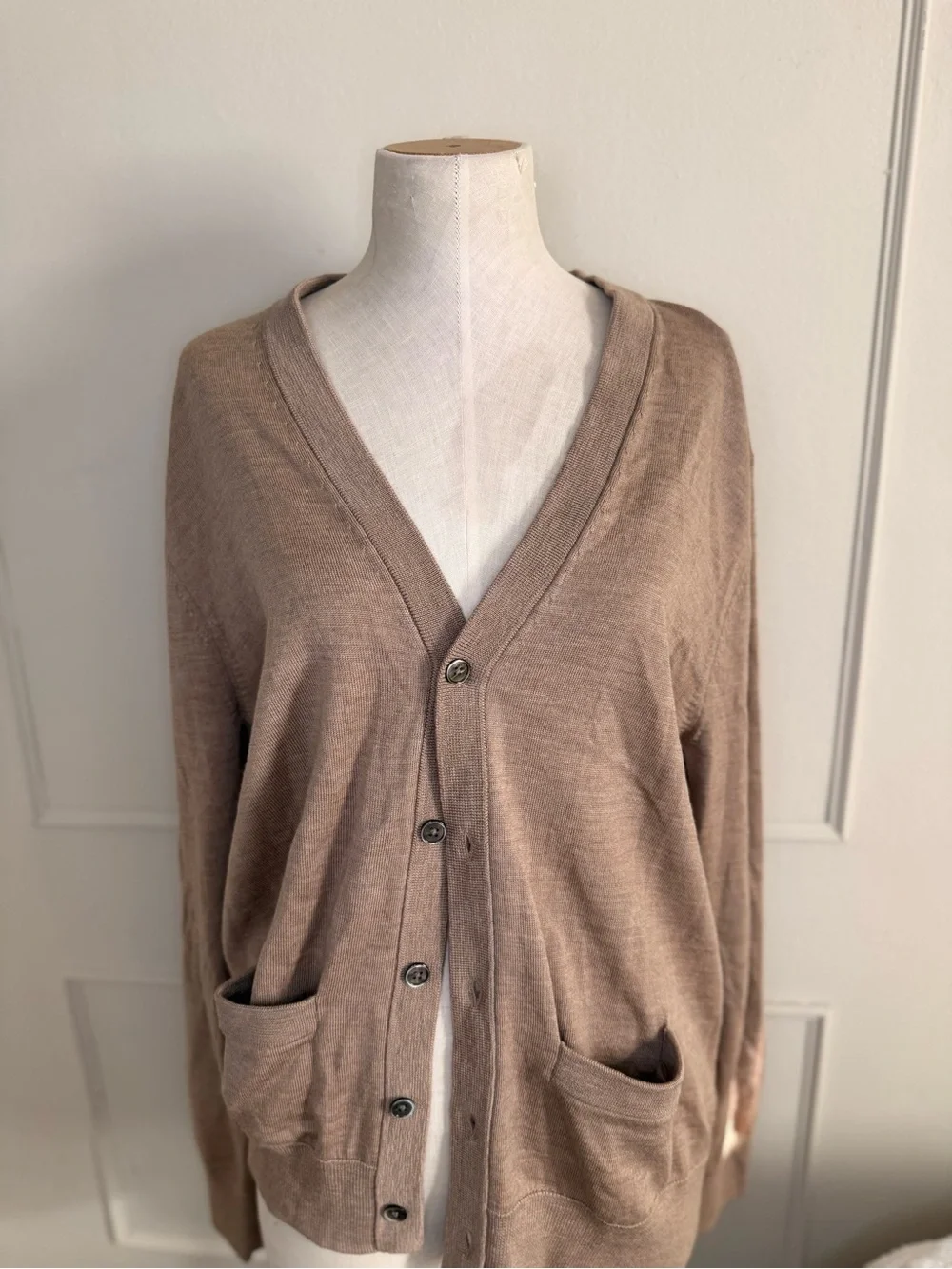 Brooks Brothers 100% Merino Wool Cardigan Size L